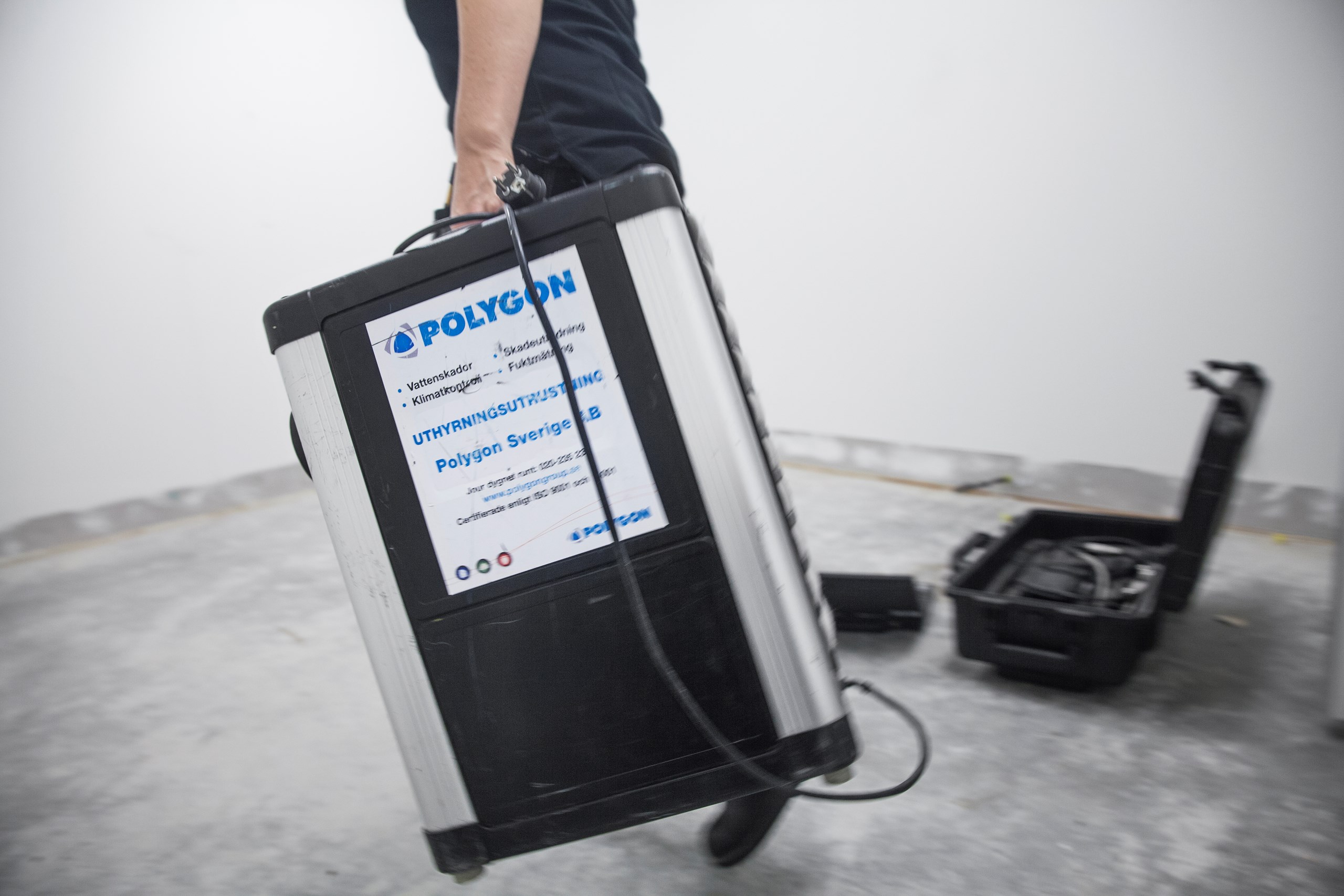 Specs You Need to Know When Renting a Commercial Dehumidifier